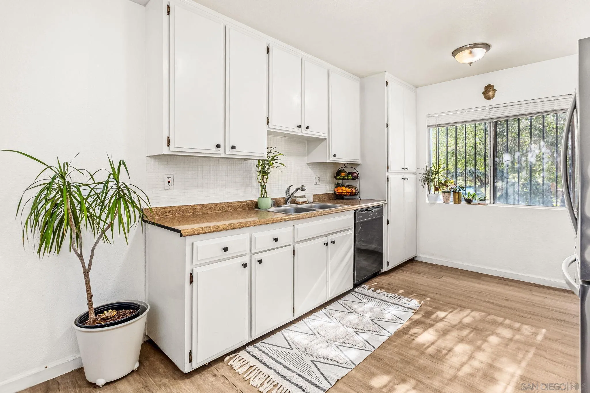 335 34th St Unit Unit 1