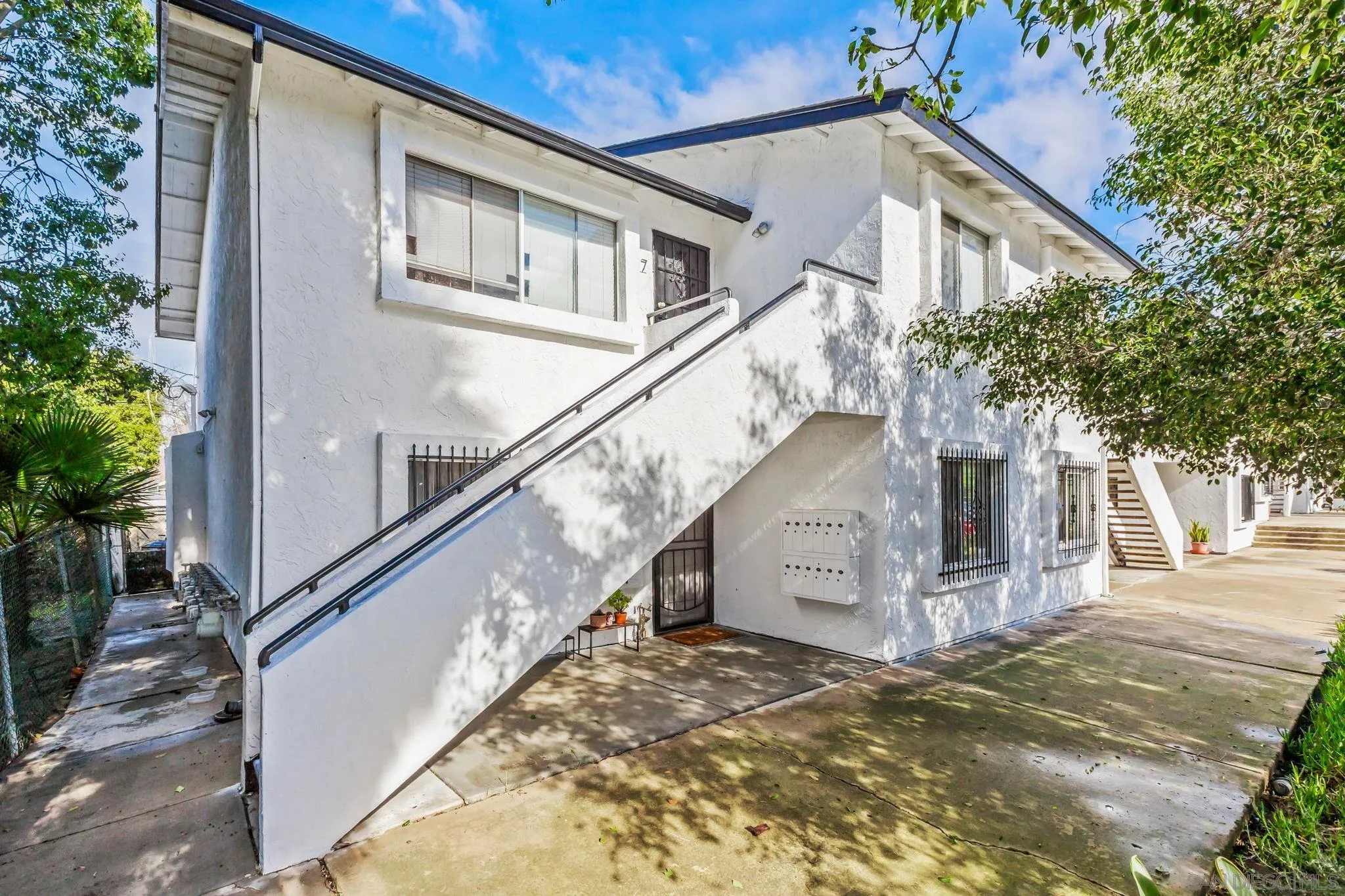 335 34th St Unit Unit 1