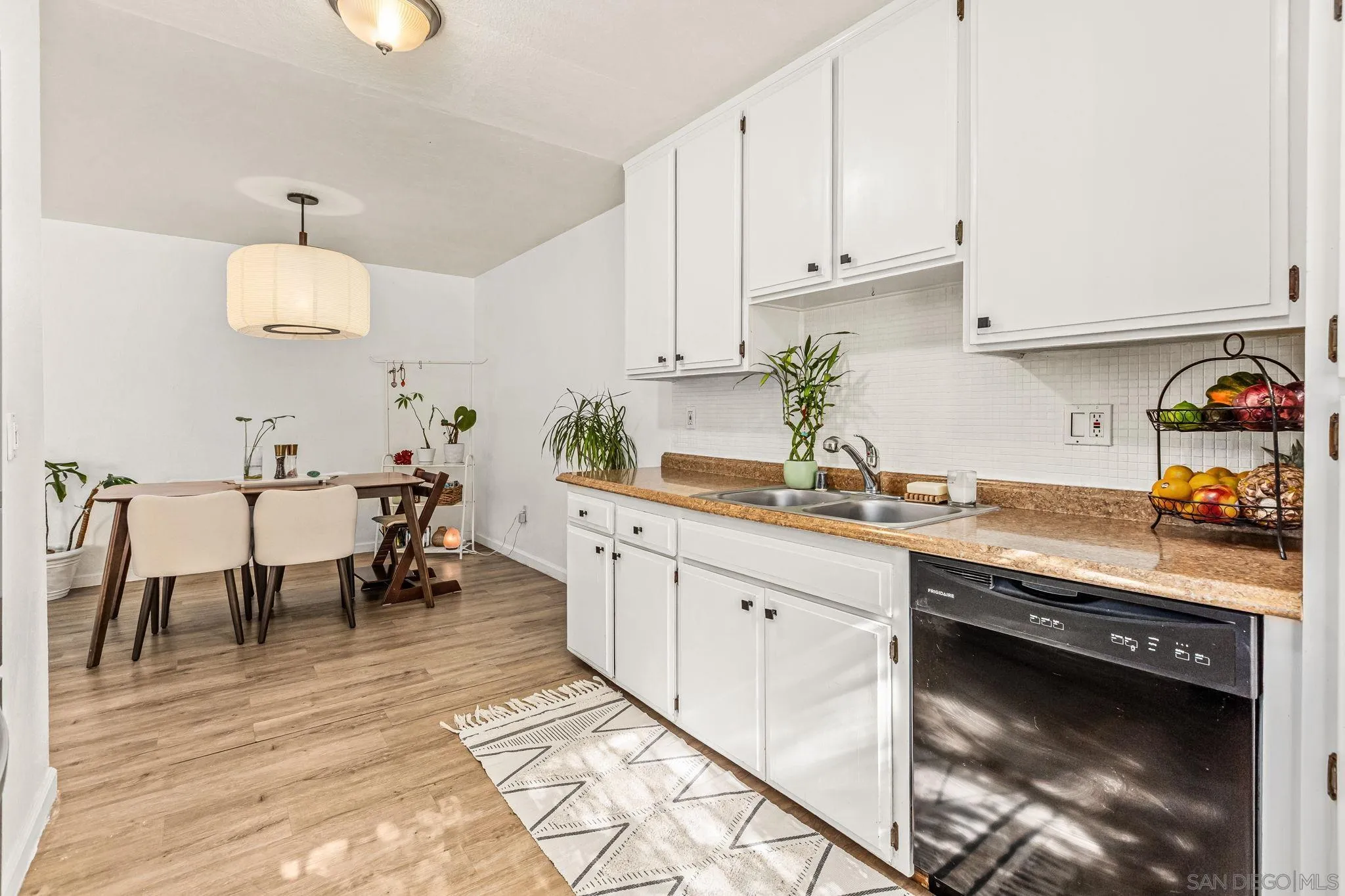 335 34th St Unit Unit 1