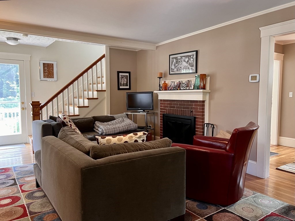 58 W Greenwood Street