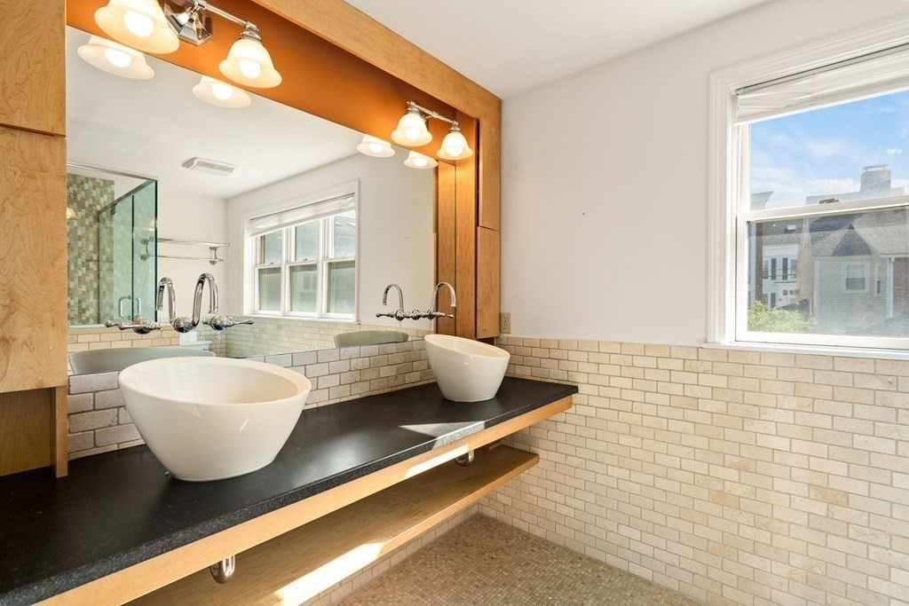 48 Liberty Street Unit: F