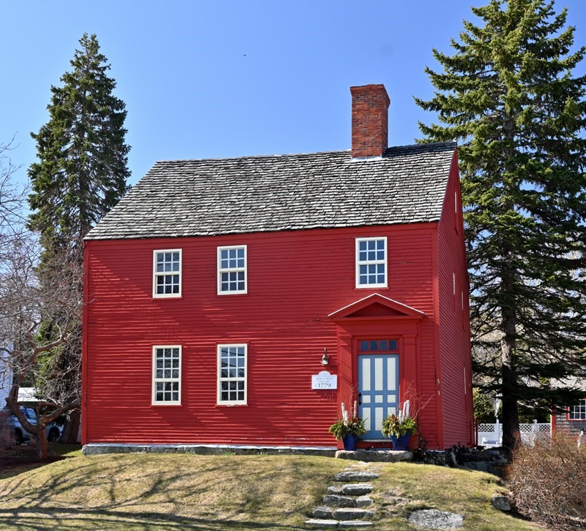 323 Merrimac Street