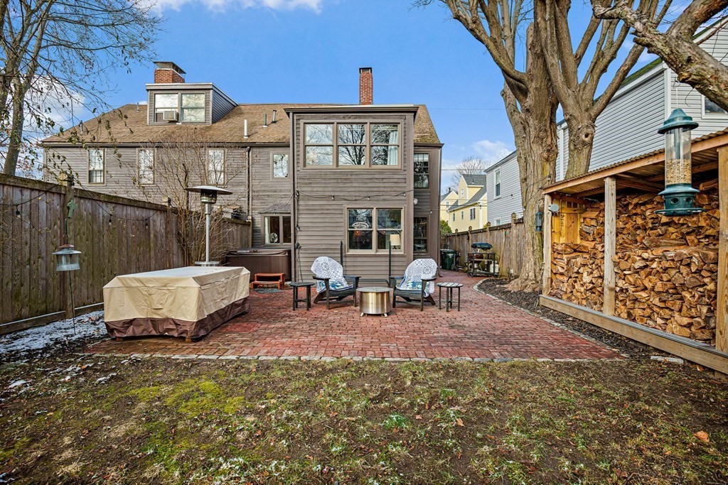 27 Merrill Street