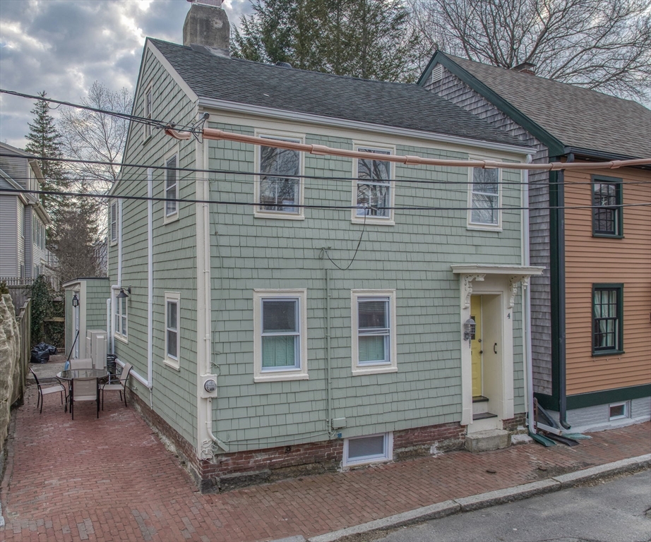 4 Atwood St