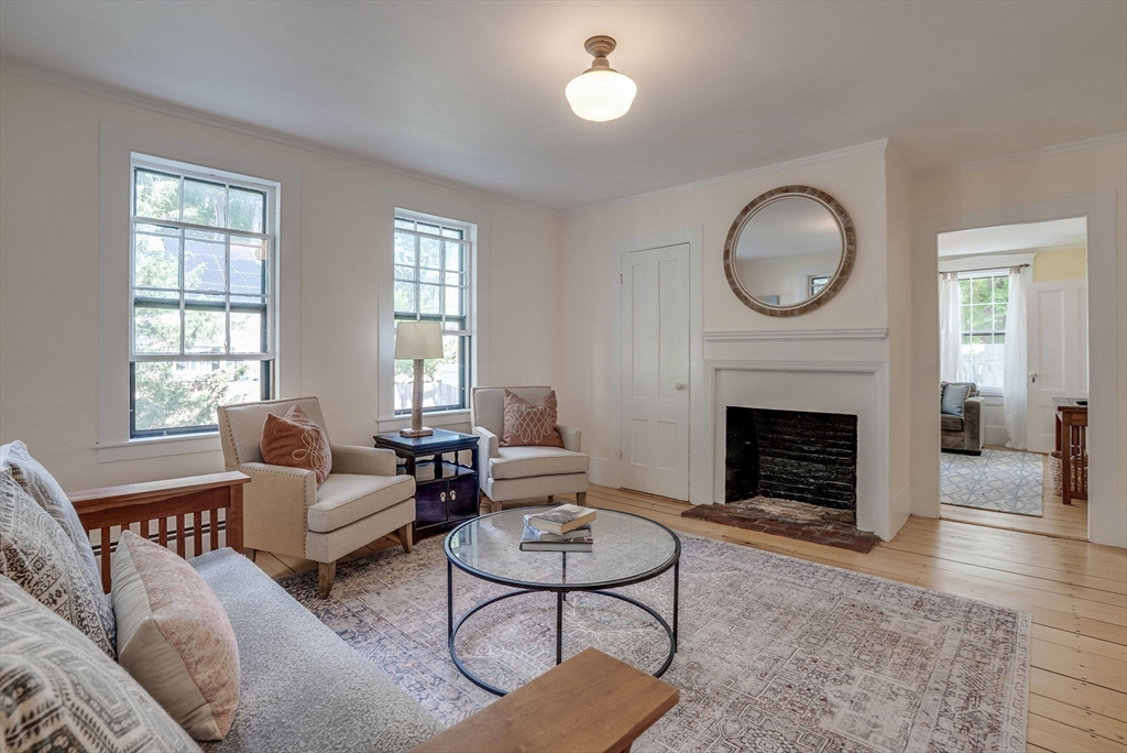 1 Walnut St