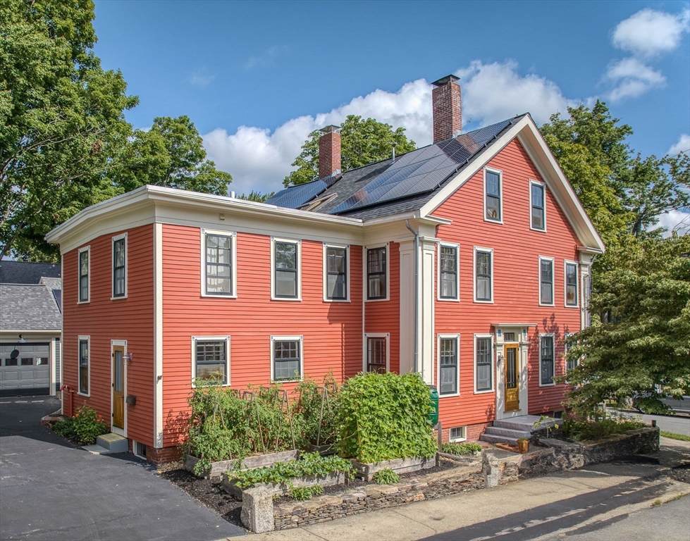 1 Walnut St