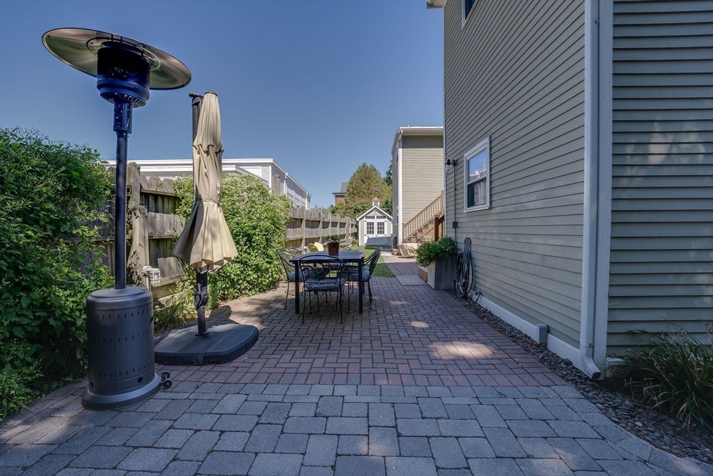 28 Titcomb St # 2