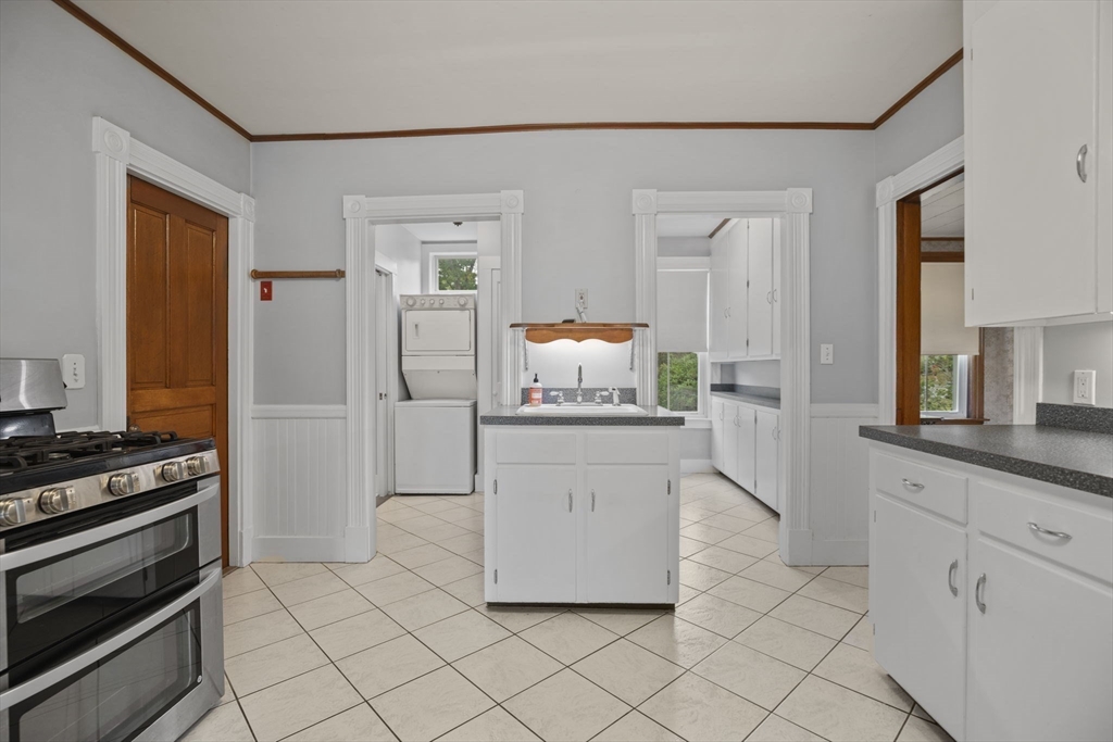 46 S Hampton Rd