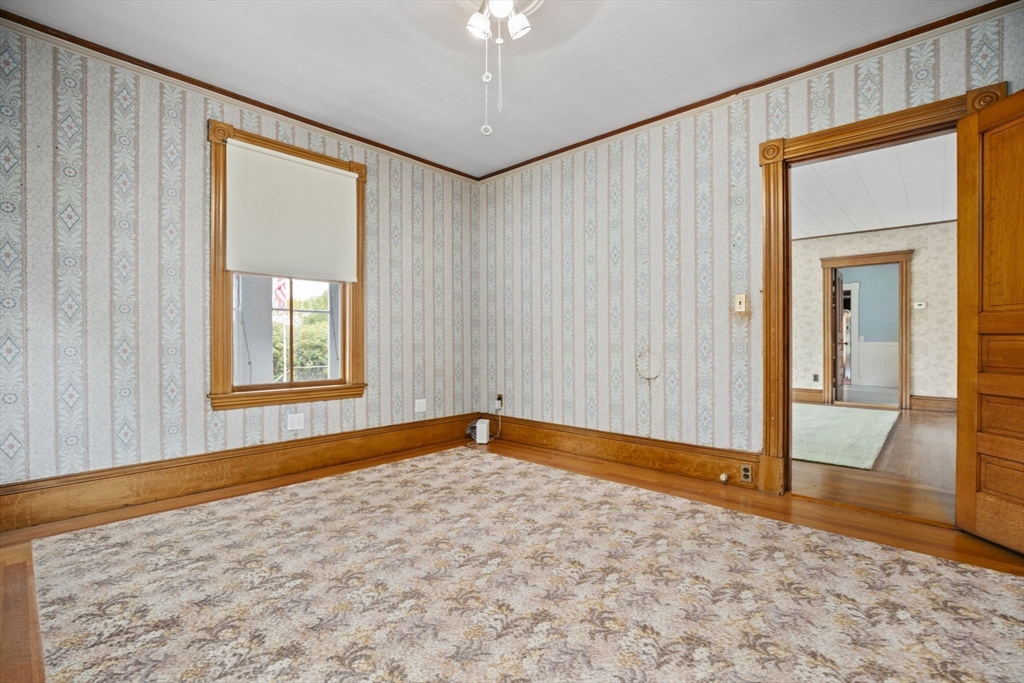 46 S Hampton Rd