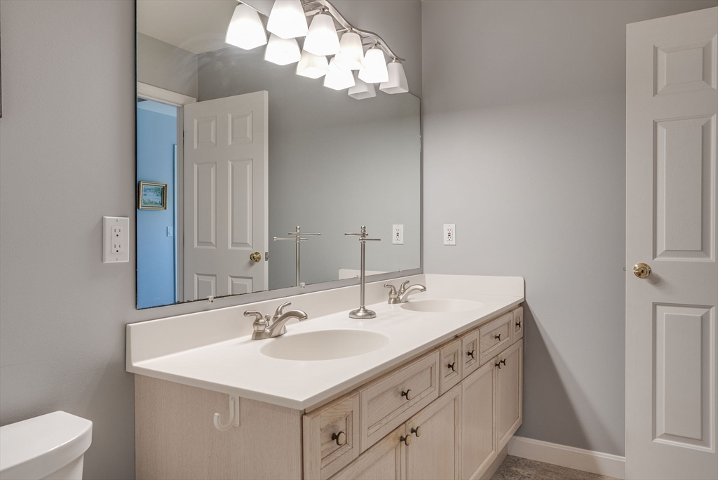 2 Parker Ridge Way # 2