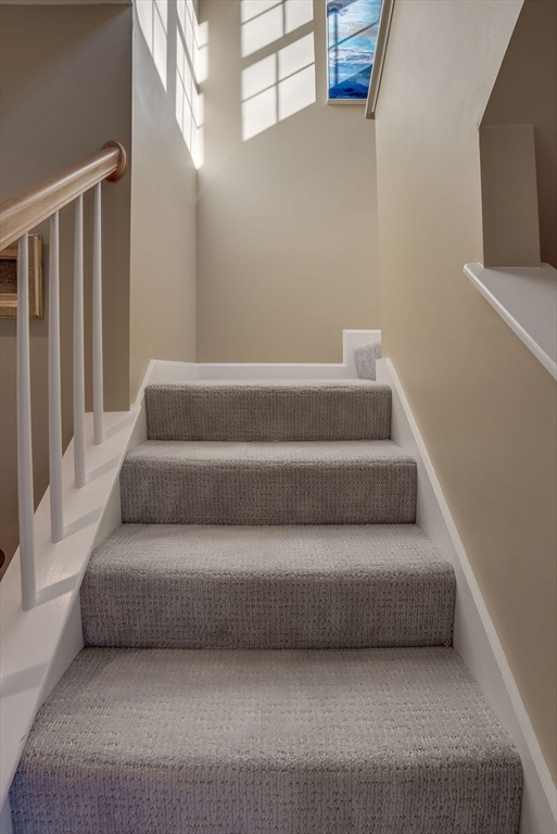 2 Parker Ridge Way # 2