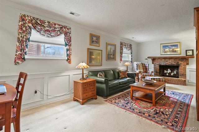 4510 E 121st Place