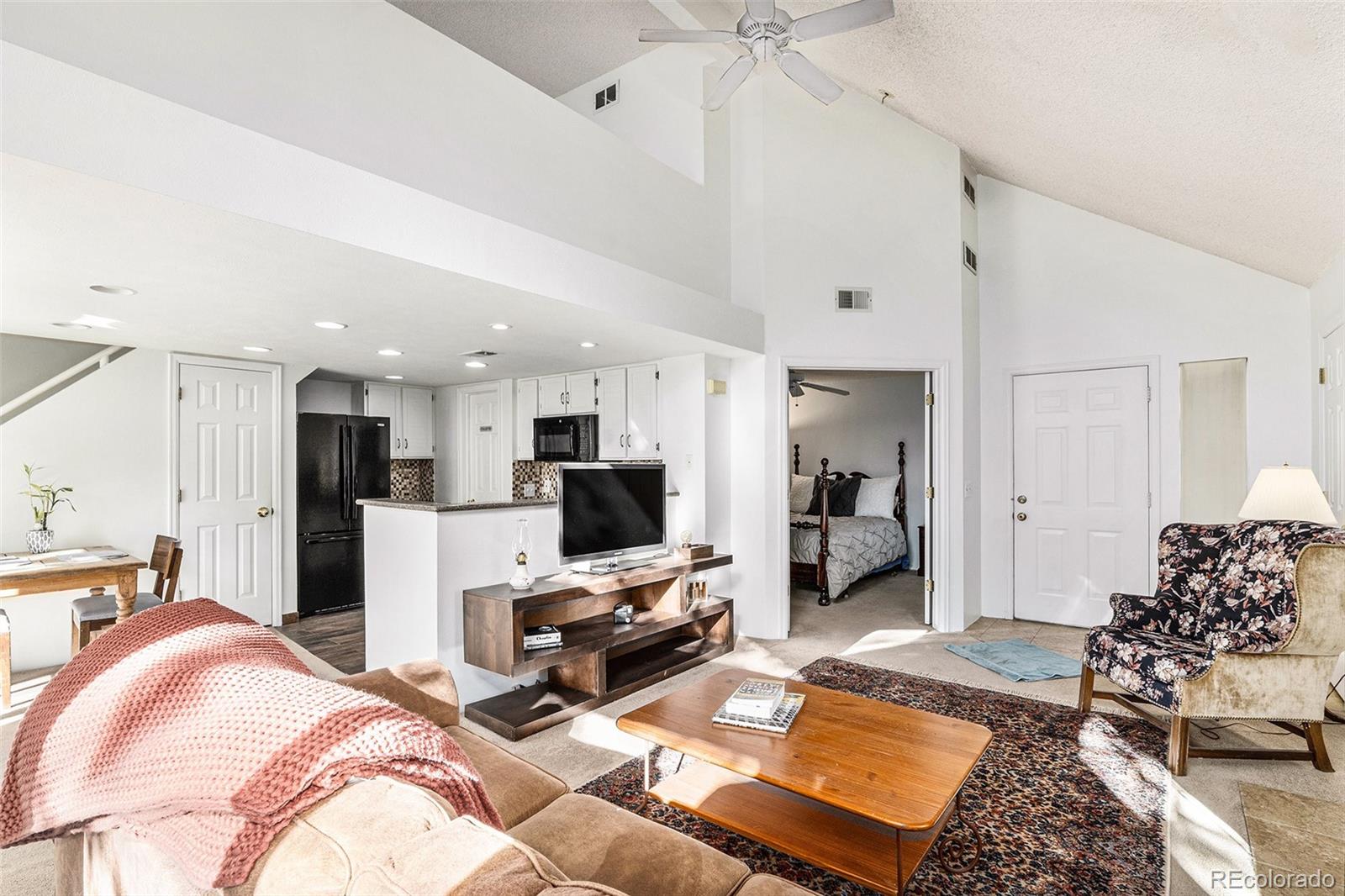 8500 E Jefferson Avenue Unit: 13F