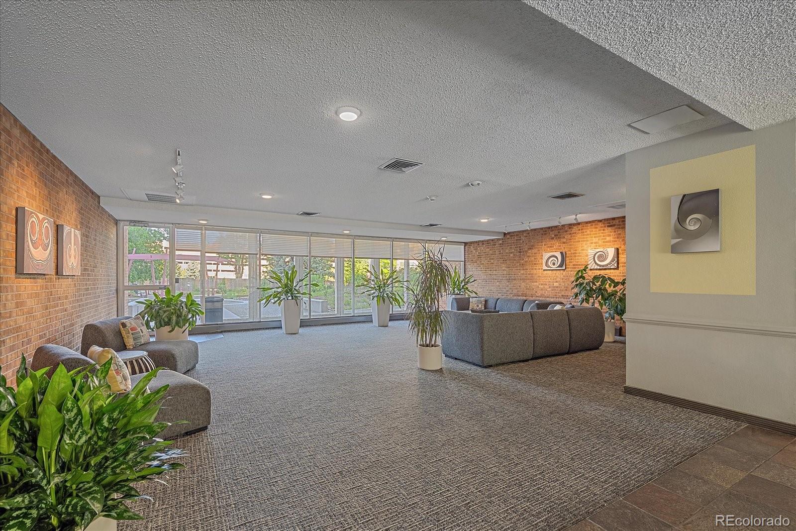 955 Eudora Street Unit: 203E