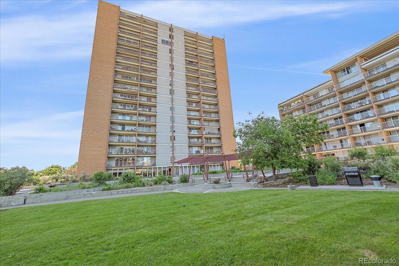 955 Eudora Street Unit: 203E