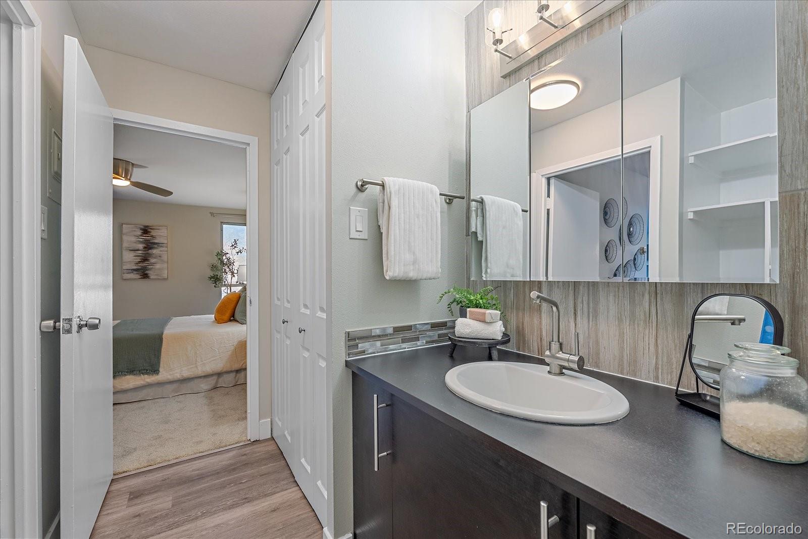 955 Eudora Street Unit: 203E