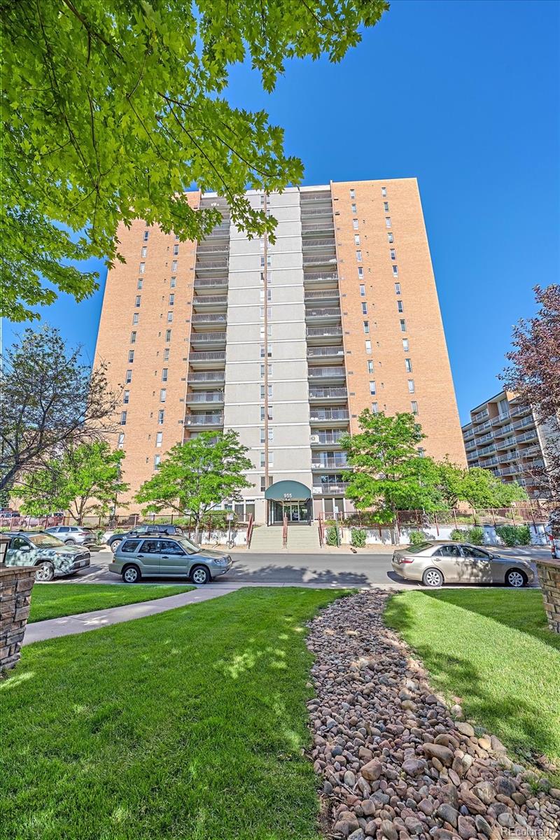 955 Eudora Street Unit: 203E