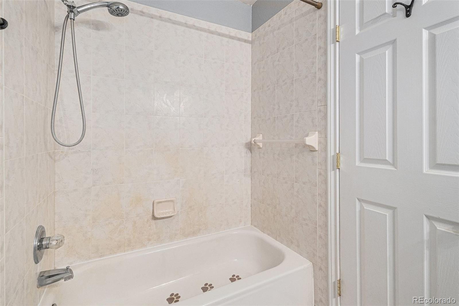 7736 S Shenandoah Drive