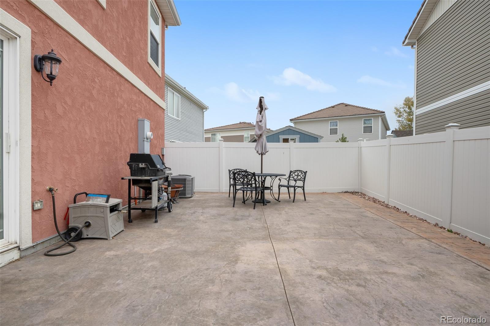5552 Flanders Way