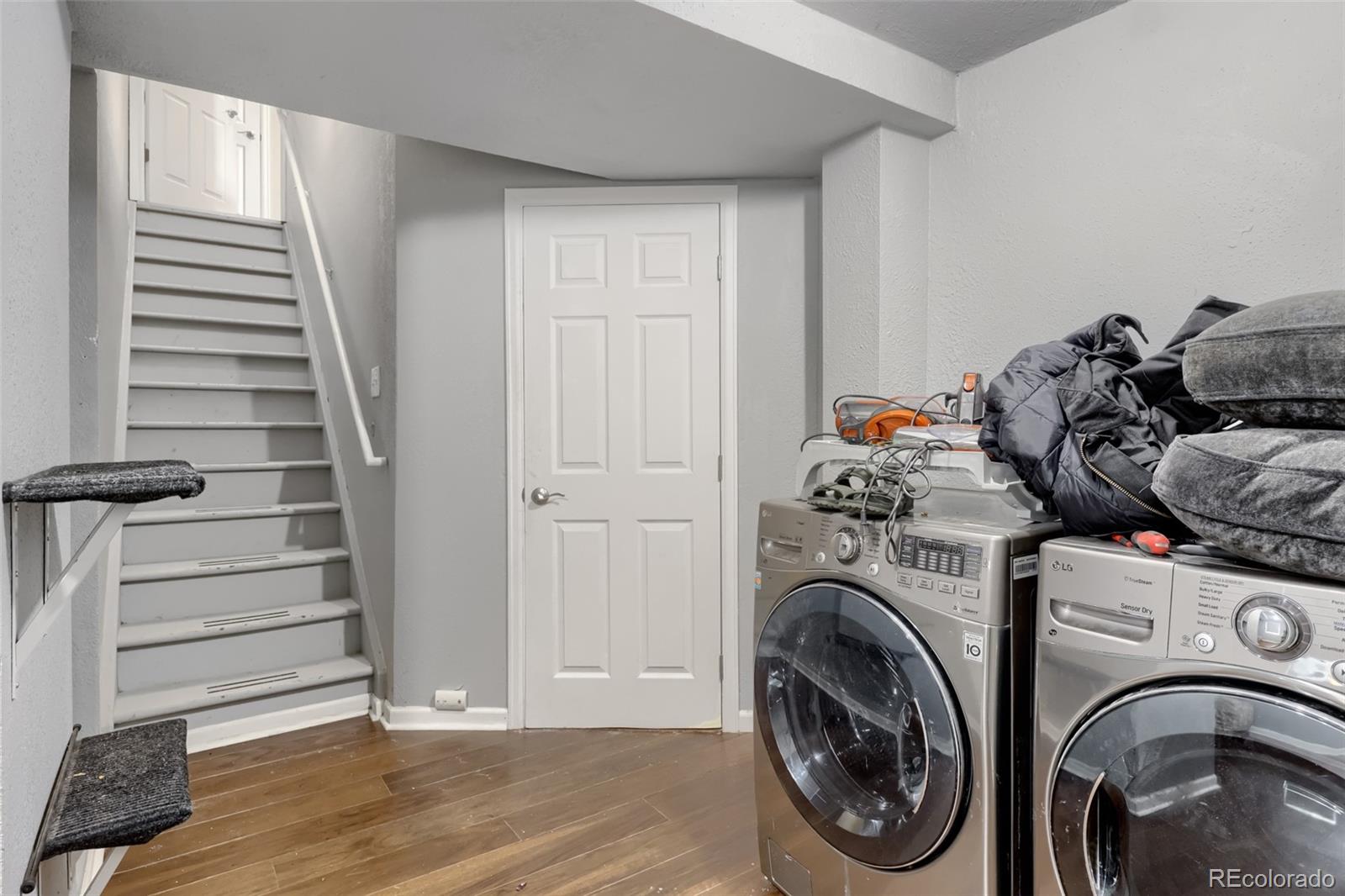 8746 Cloverleaf Circle