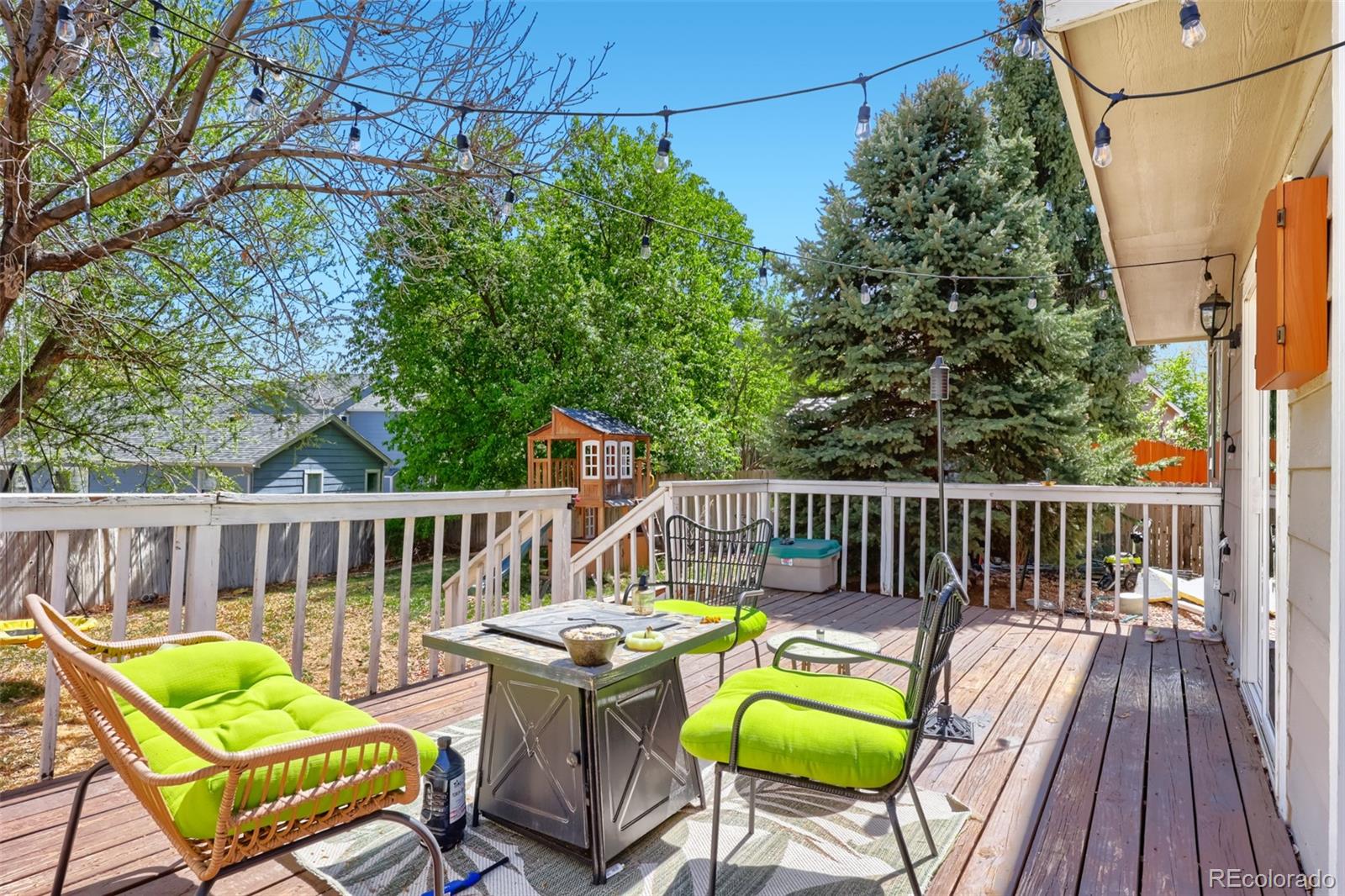 8746 Cloverleaf Circle