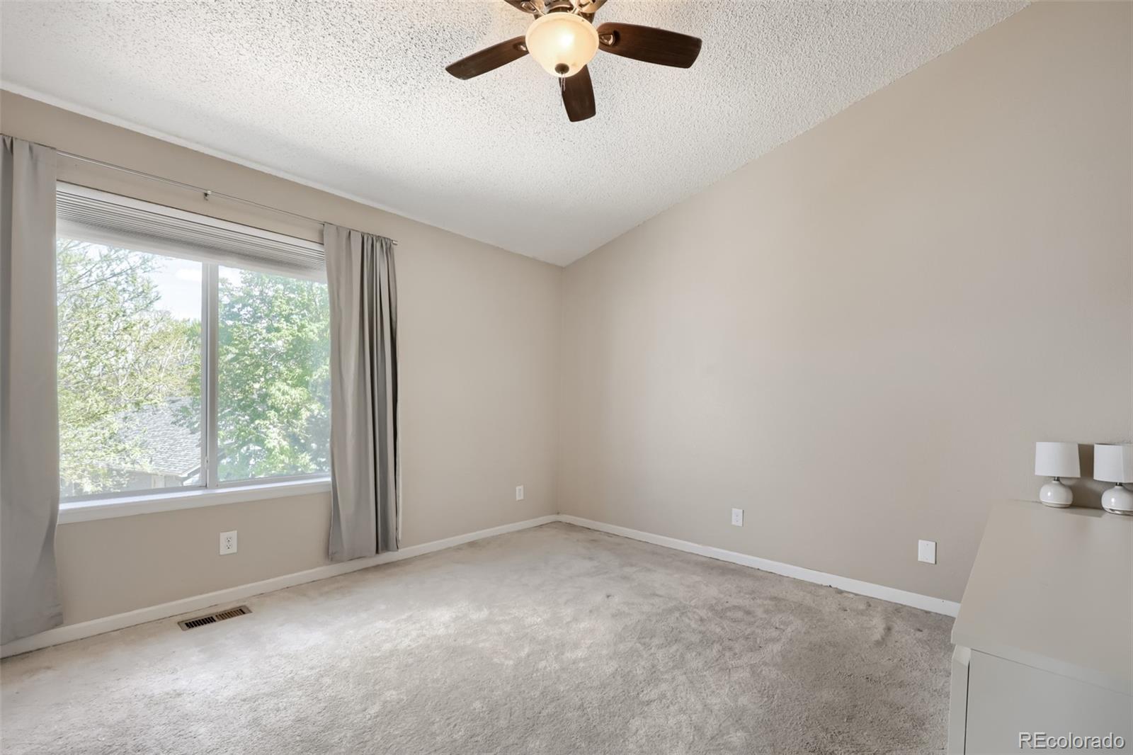 8746 Cloverleaf Circle