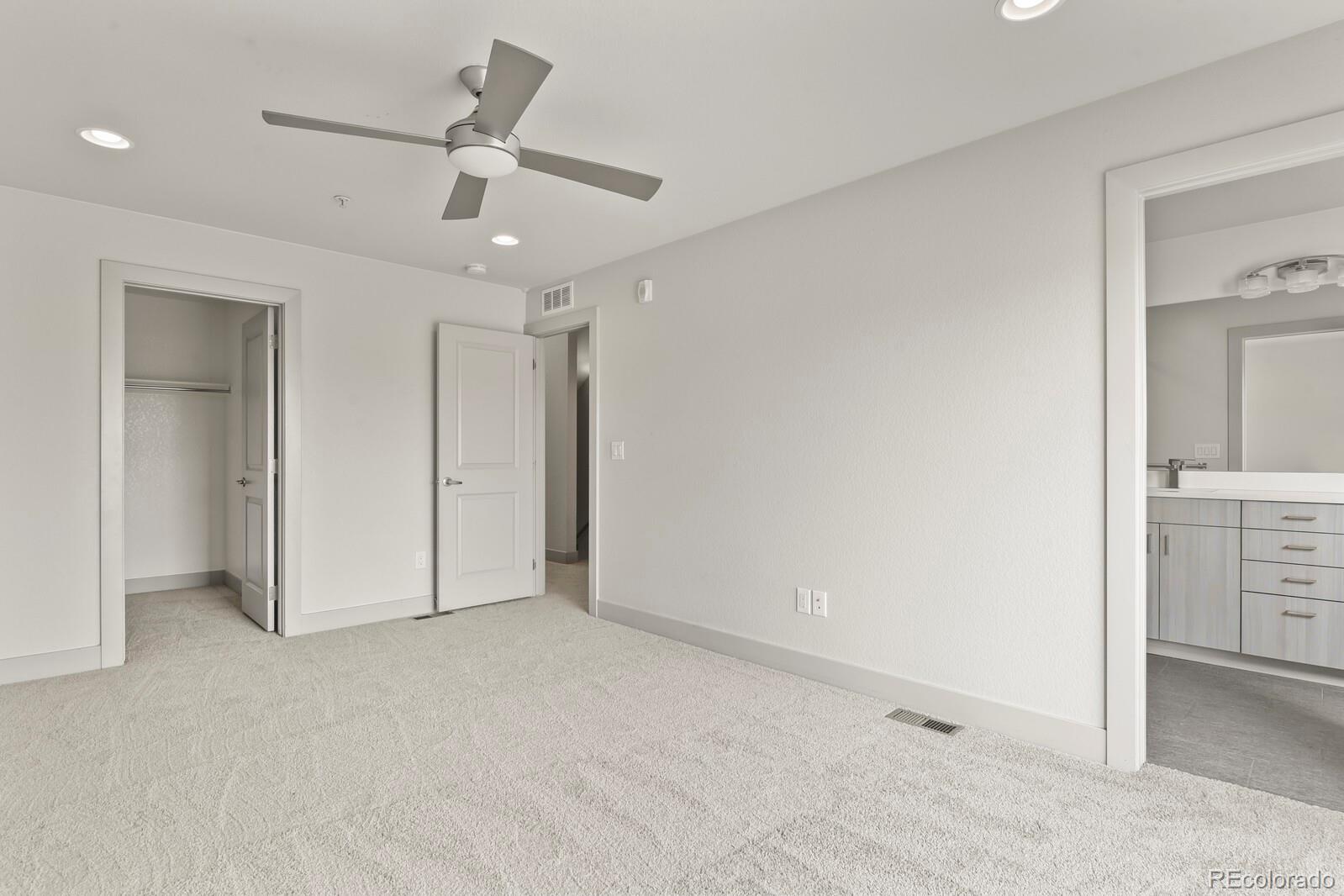 4943 Lowell Boulevard Unit: 4