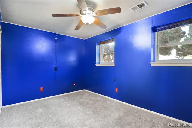 2554 S Laredo Court