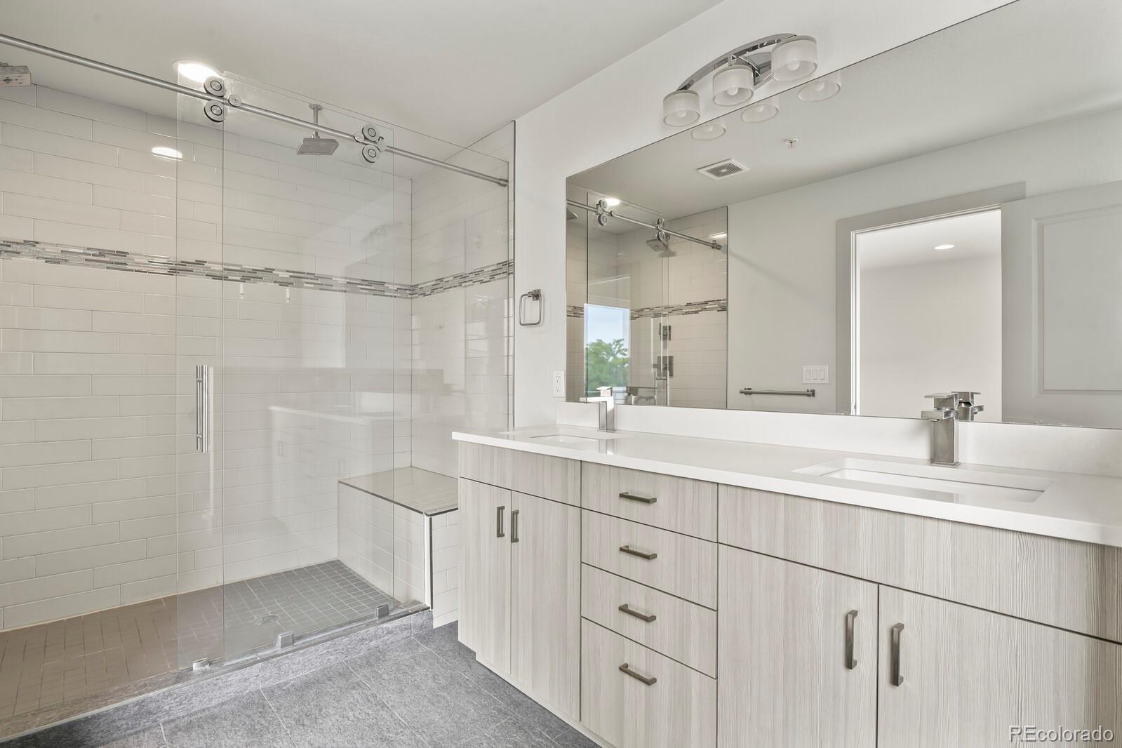 4943 Lowell Boulevard Unit: 4