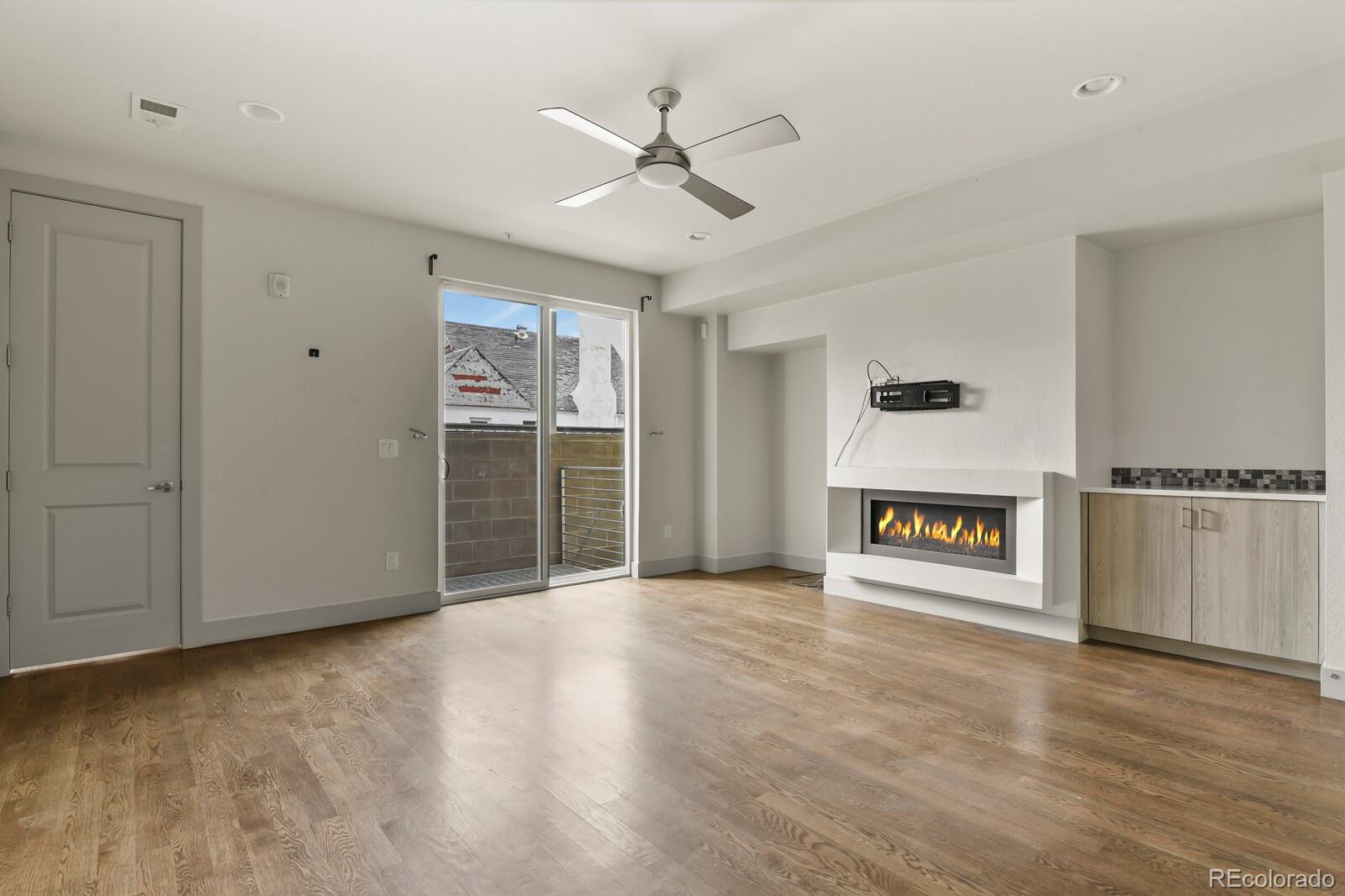 4943 Lowell Boulevard Unit: 4