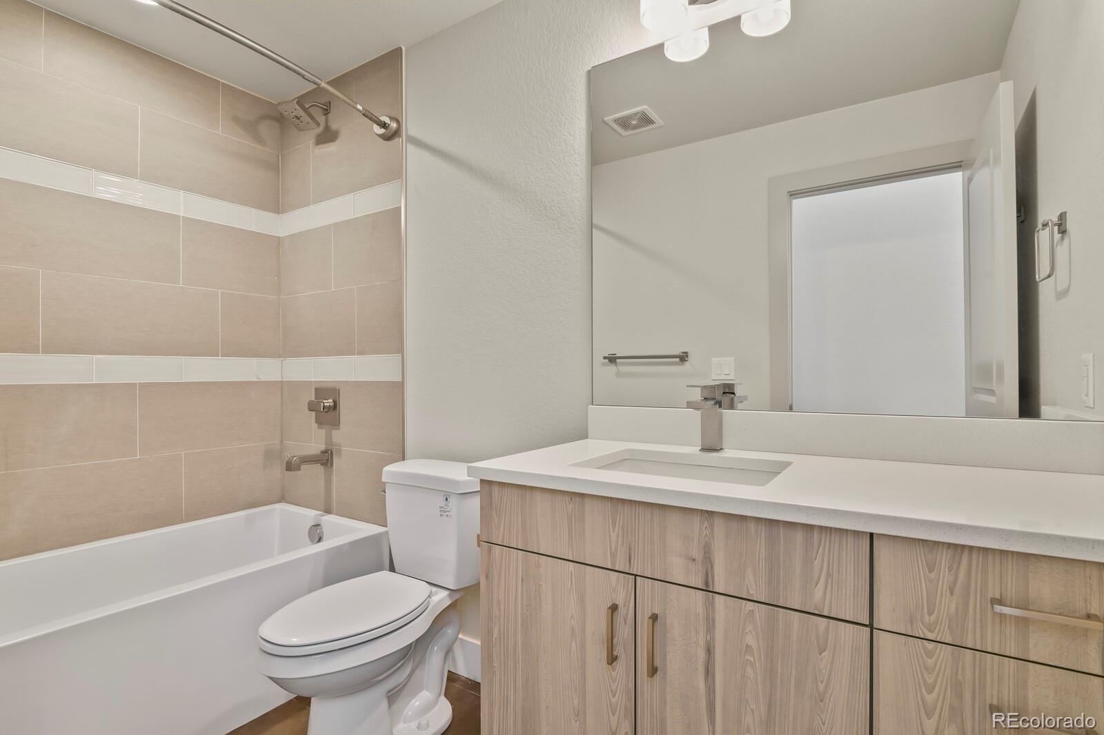 4943 Lowell Boulevard Unit: 4