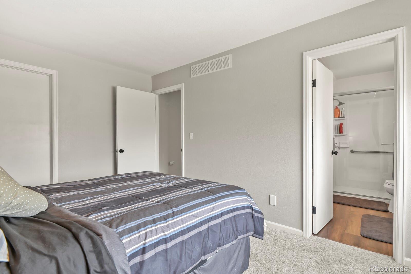 3501 S Kittredge Street Unit: B