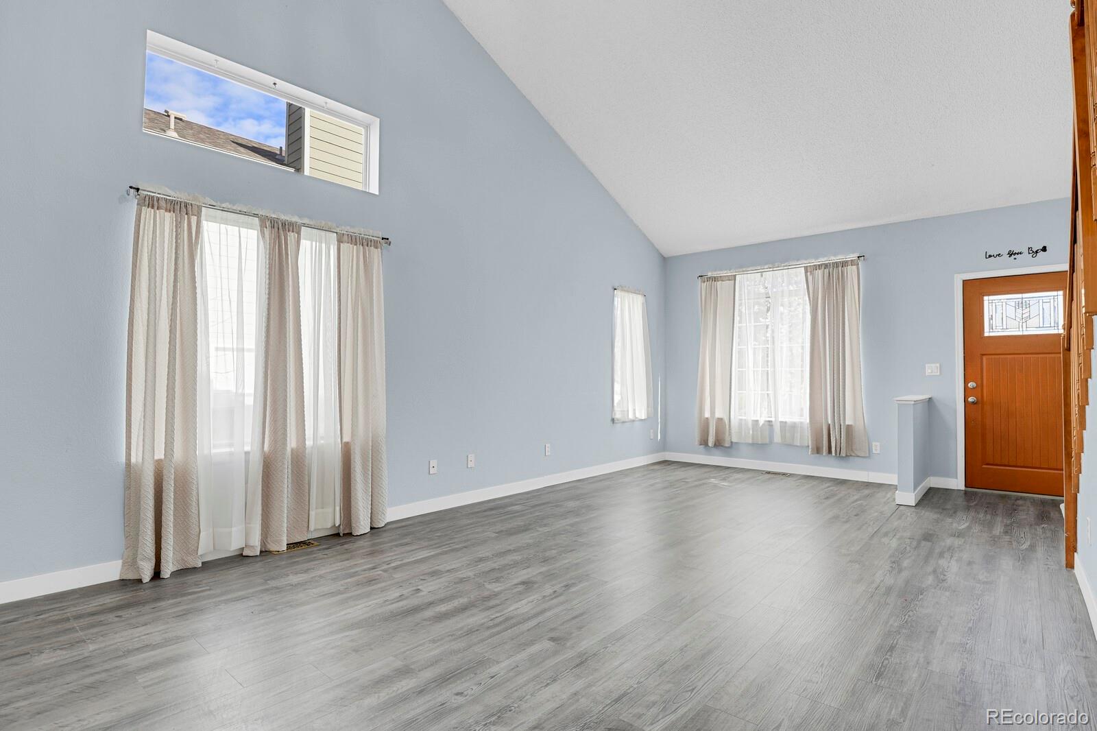 8363 Sunnyside Court