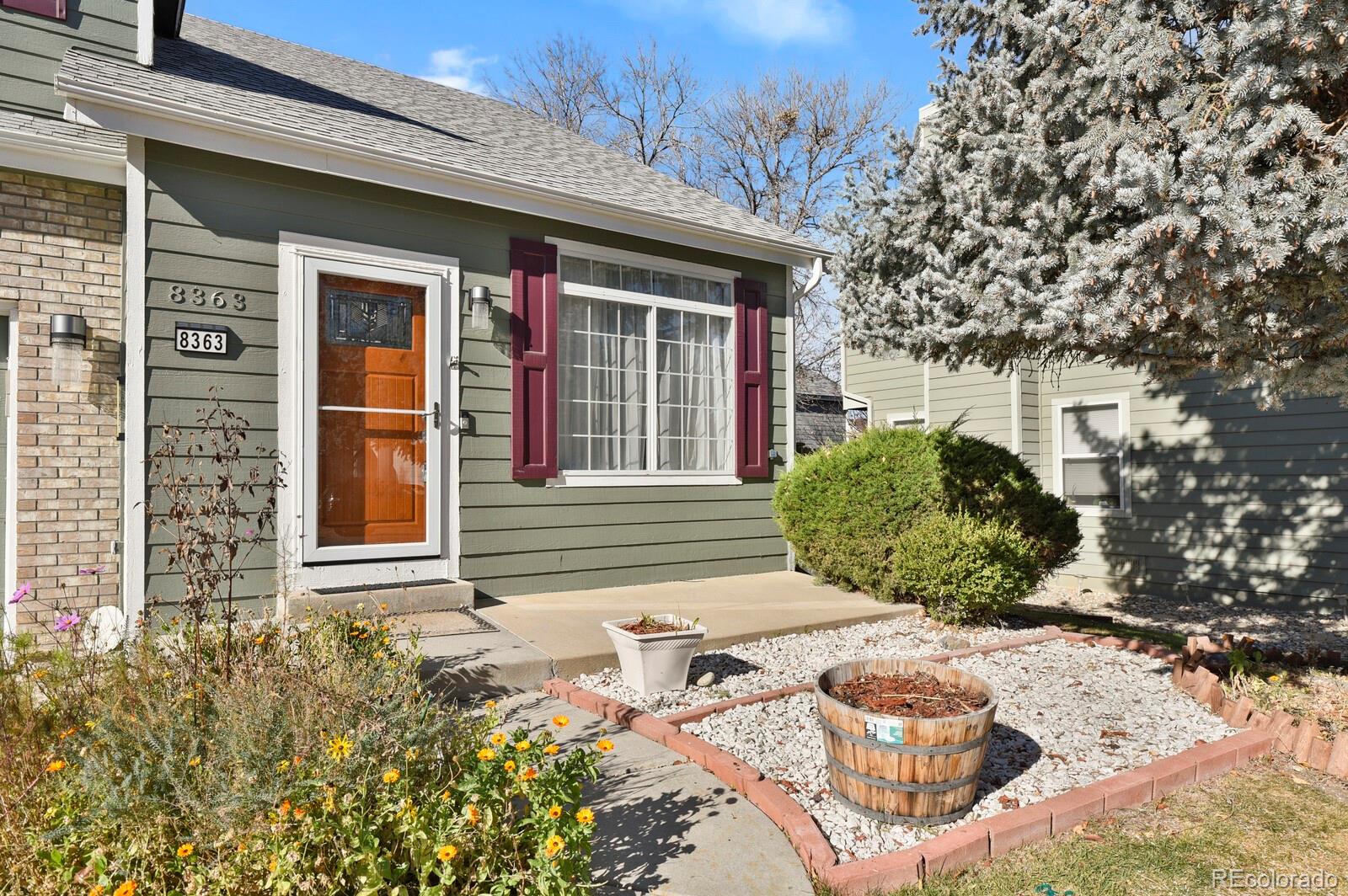 8363 Sunnyside Court