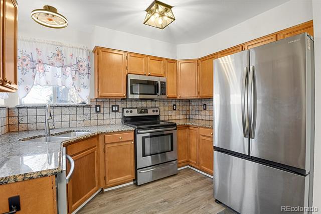 8363 Sunnyside Court