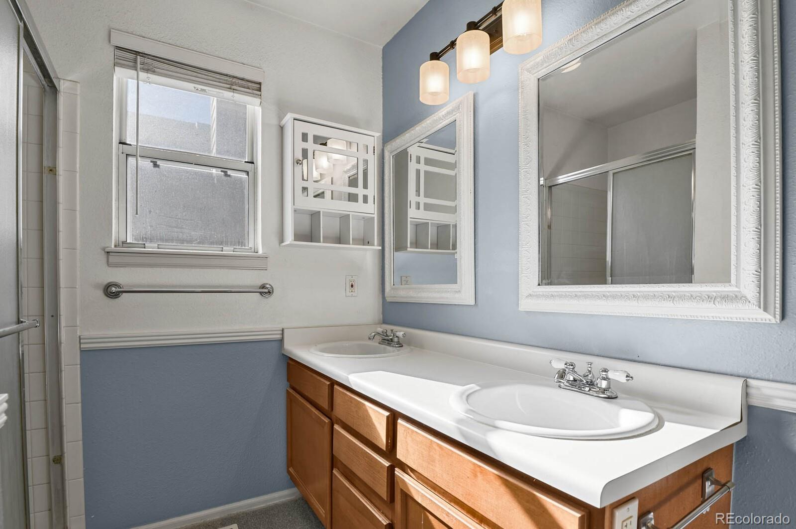 8363 Sunnyside Court