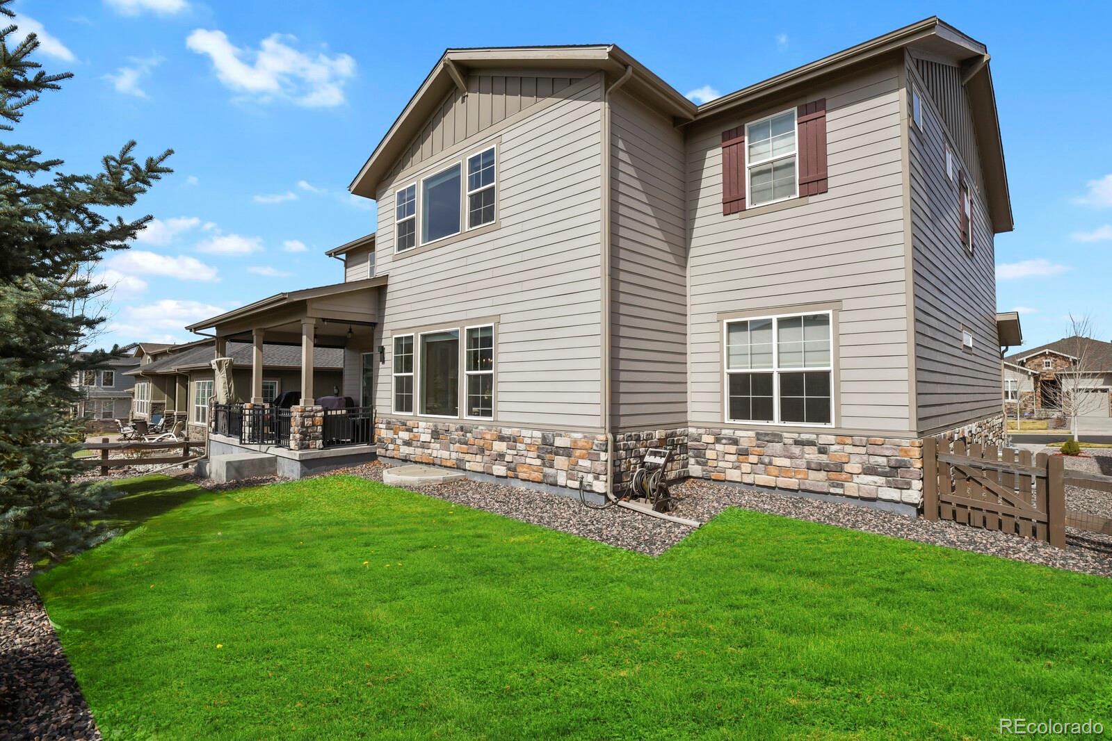 27500 E Lakeview Drive