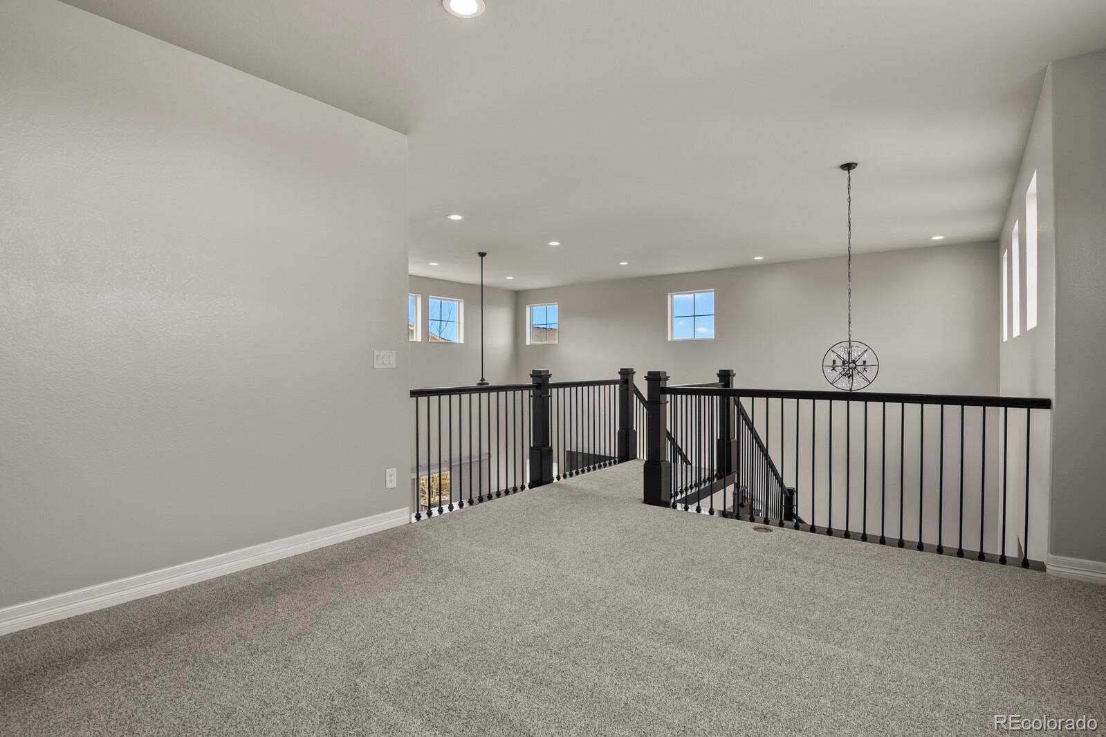 27500 E Lakeview Drive