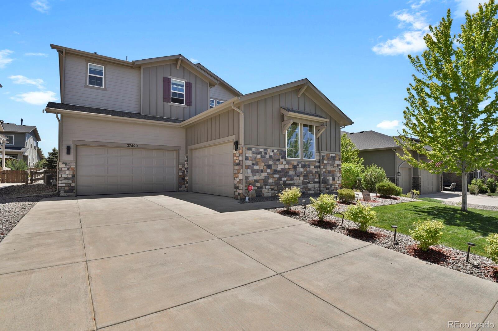 27500 E Lakeview Drive