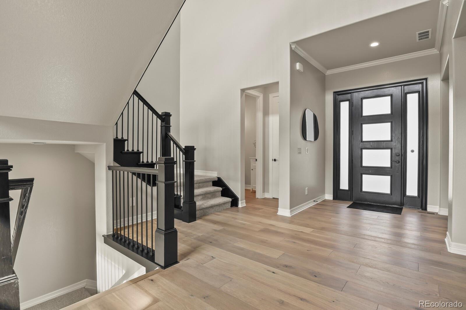 27500 E Lakeview Drive