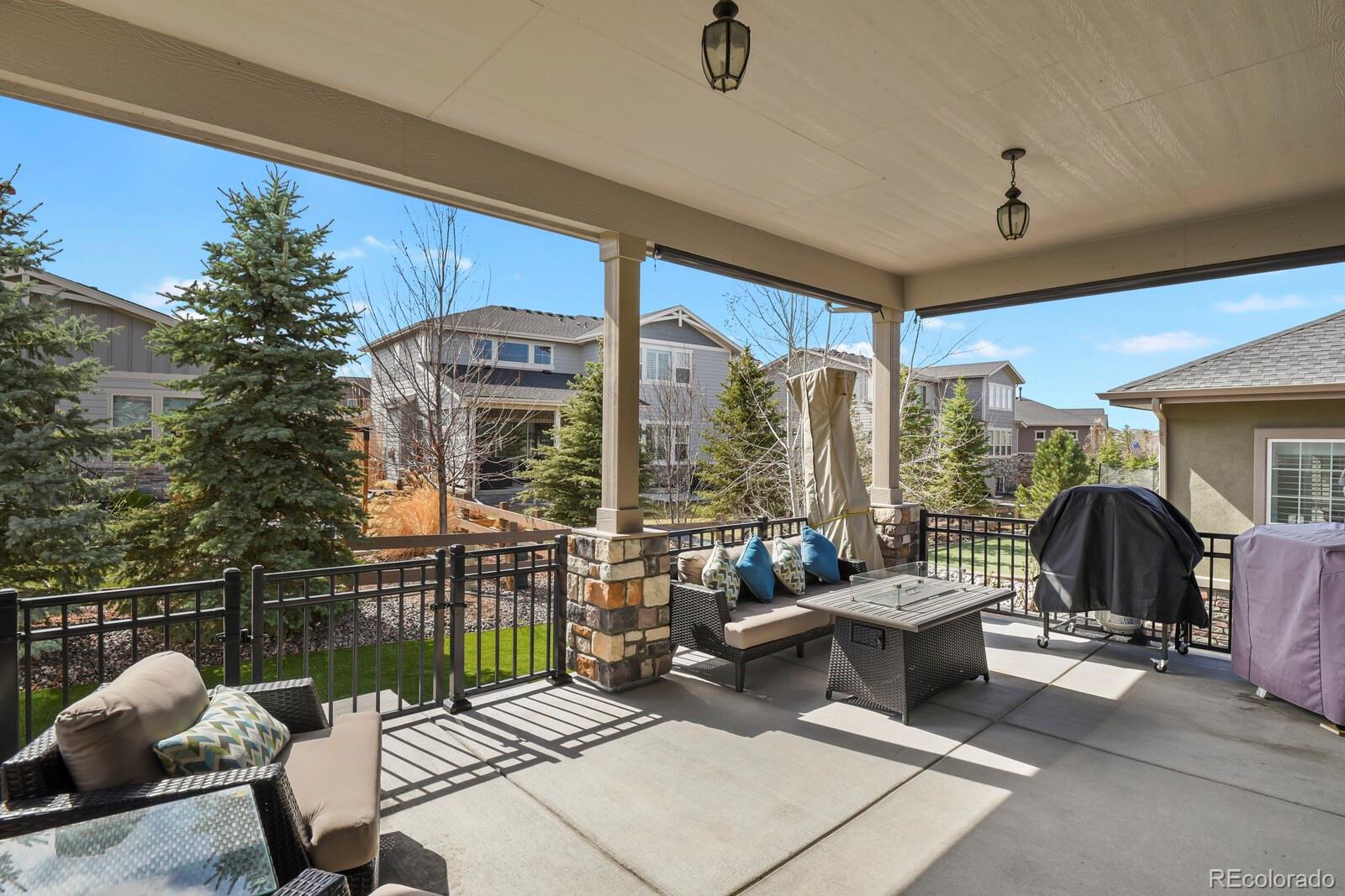 27500 E Lakeview Drive