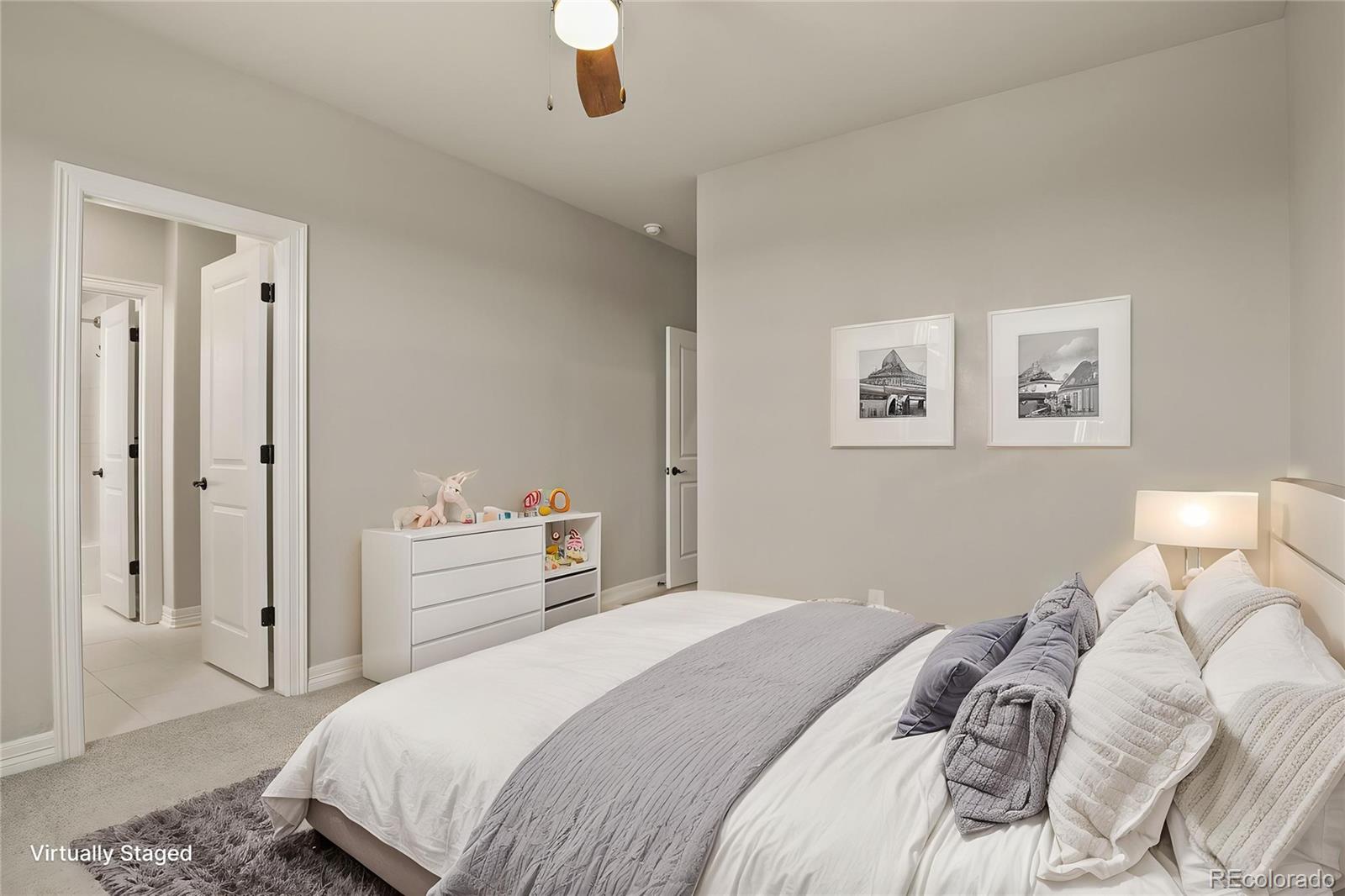 27500 E Lakeview Drive