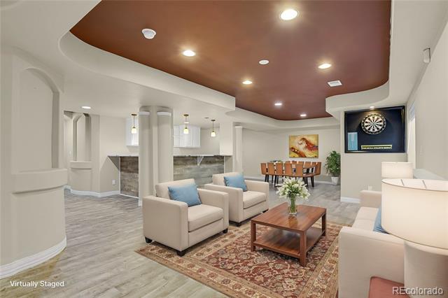 247 N Coolidge Way