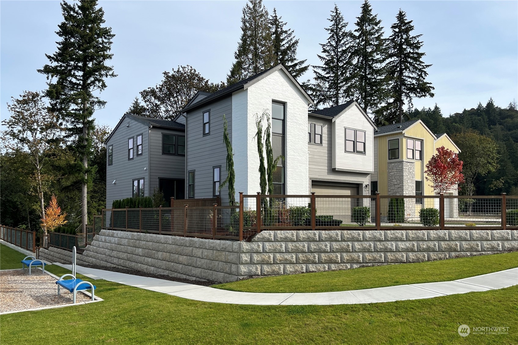 13702 SE 84th Street Unit: 9