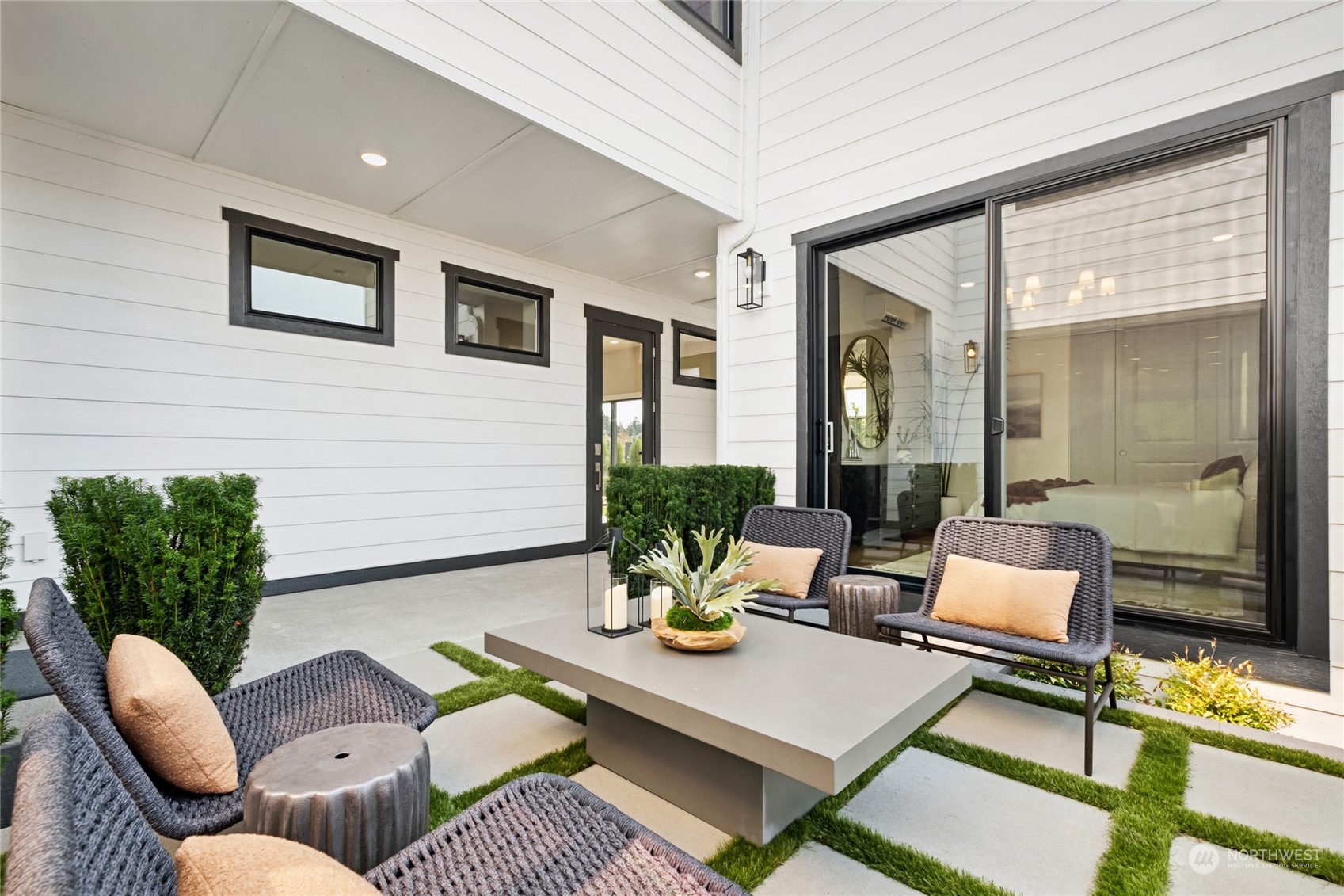 13702 SE 84th Street Unit: 9