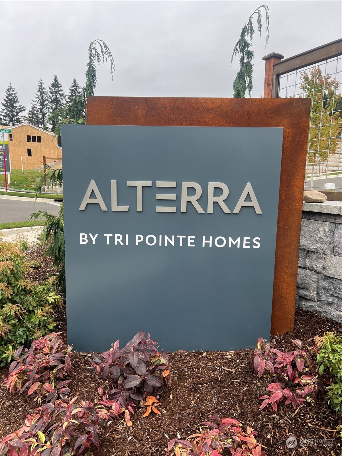13702 SE 84th Street Unit: 9