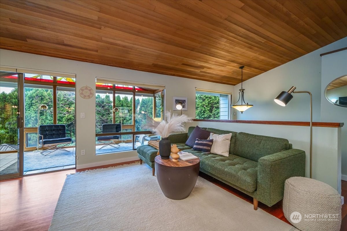 8435 NE 178th Street