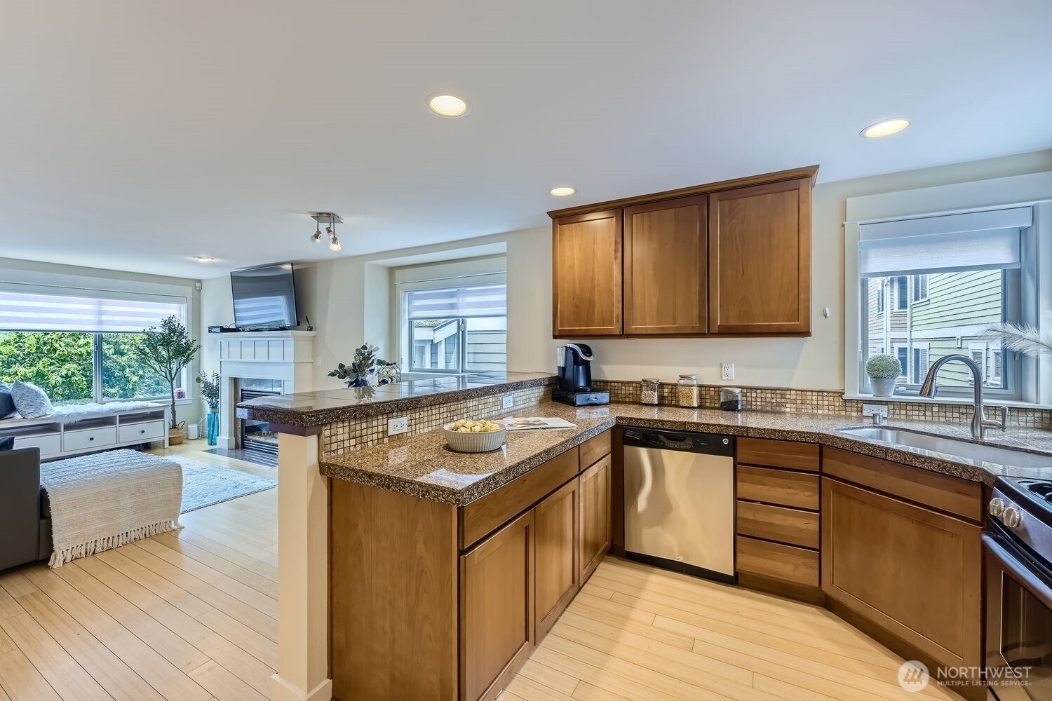 8700 Mary Avenue NW Unit: A
