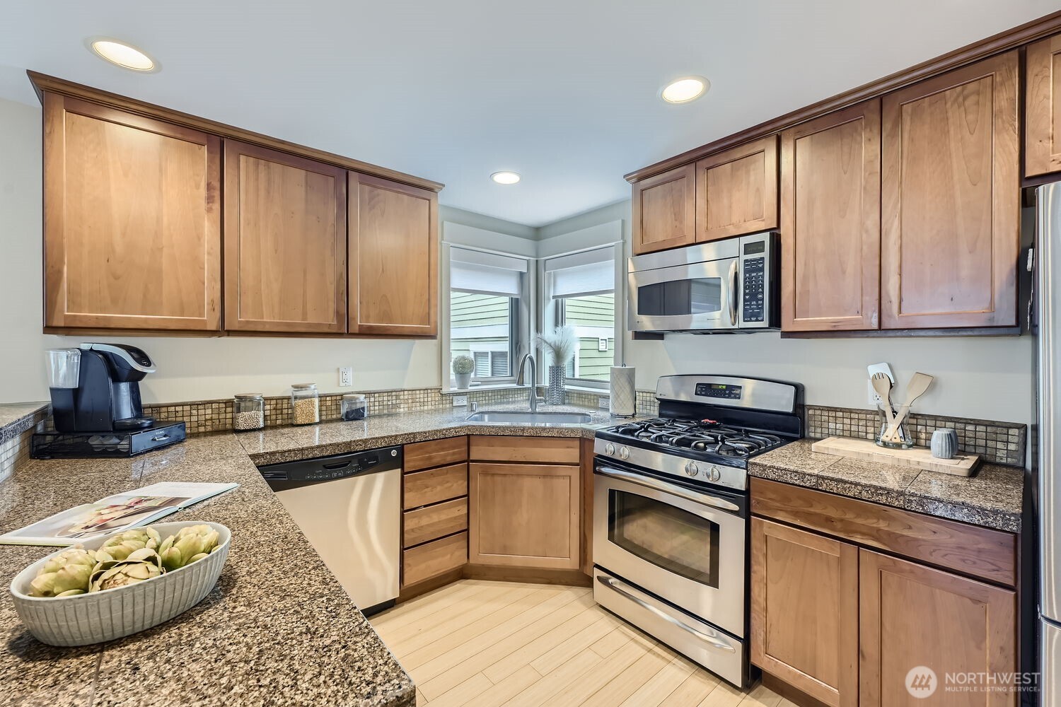 8700 Mary Avenue NW Unit: A