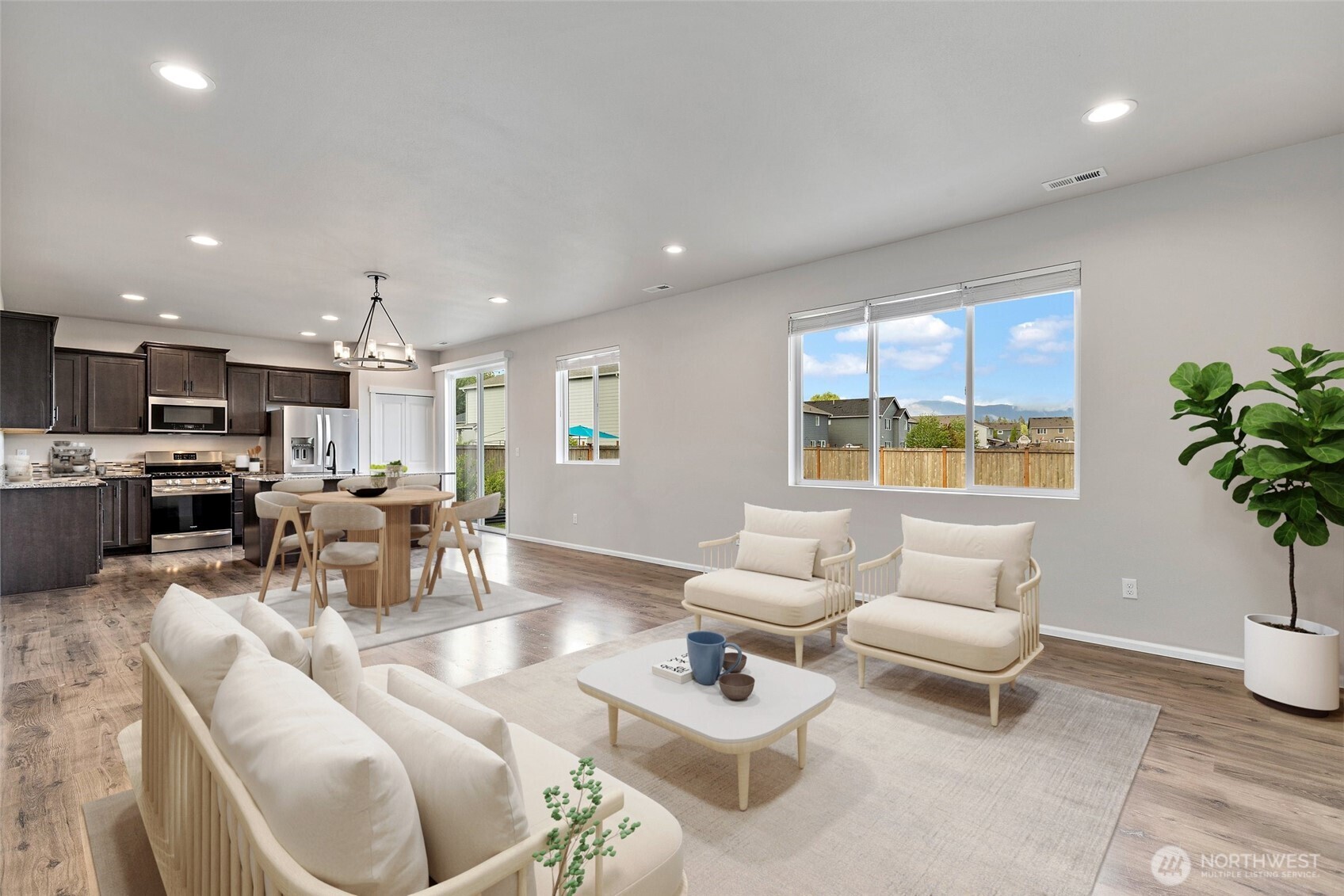 10401 Skyline Avenue